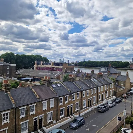 Cosy Flat In The Heart Of Greenwich